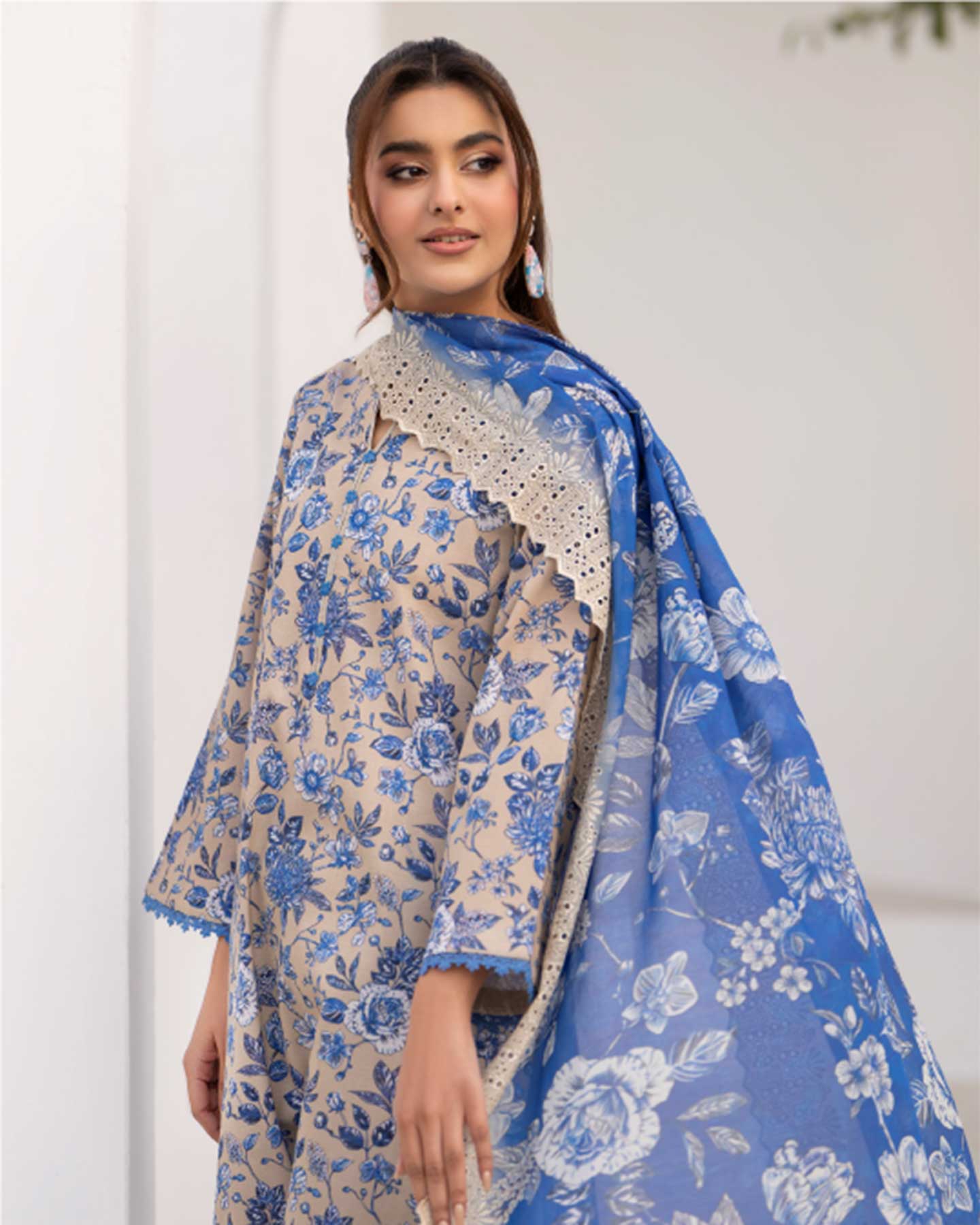 Batik By Emirah Lawn Vol 02 D 01