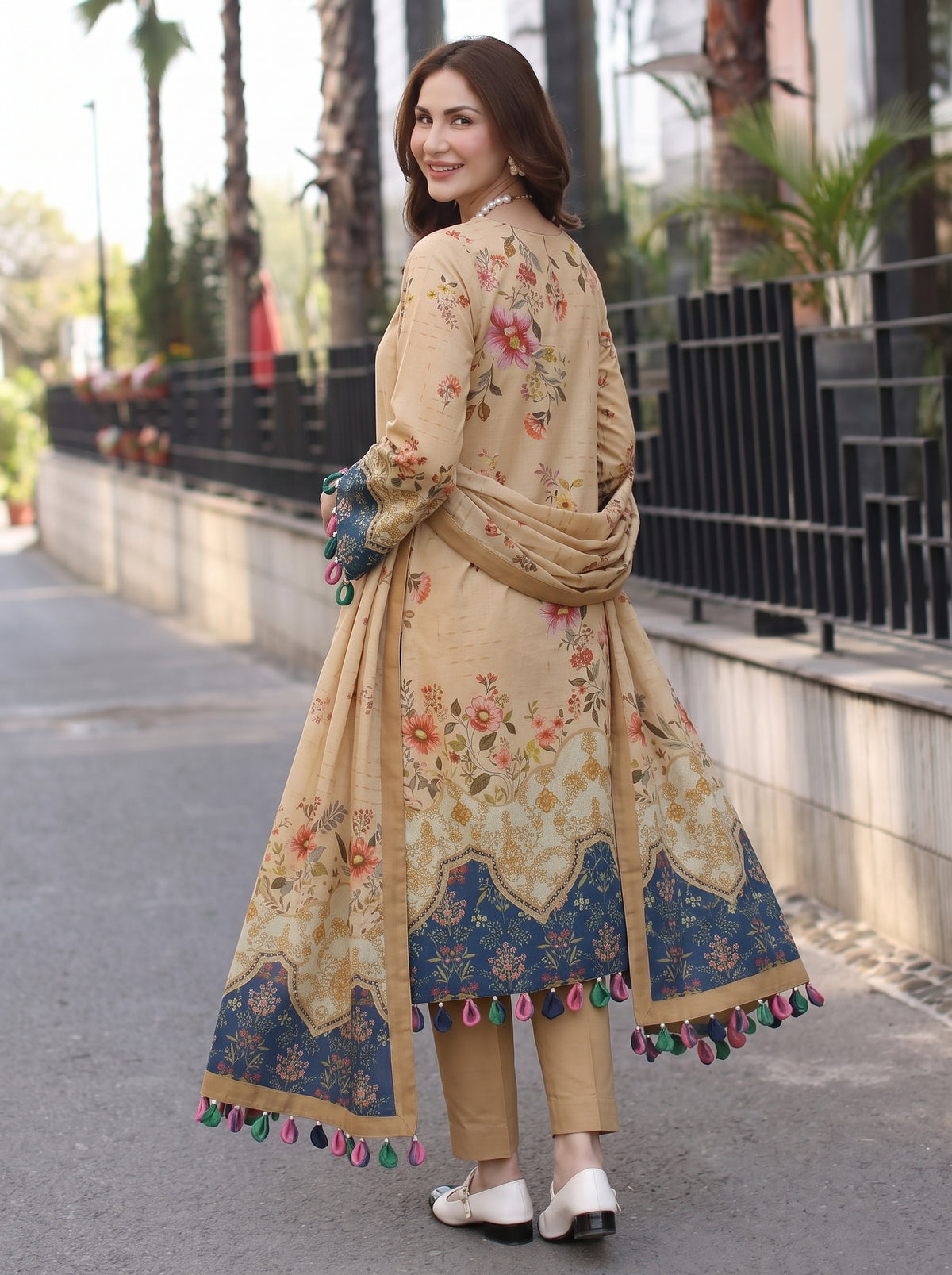 BLOSSOM 3 PIECE - DIGITAL PRINTED Karandi SUIT Unstitched