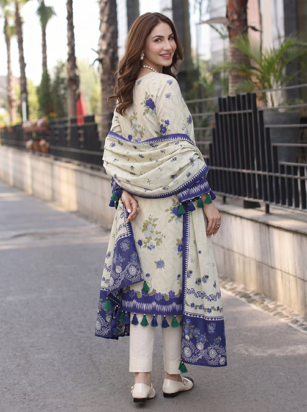BLOSSOM 3 PIECE - DIGITAL PRINTED Karandi SUIT Unstitched