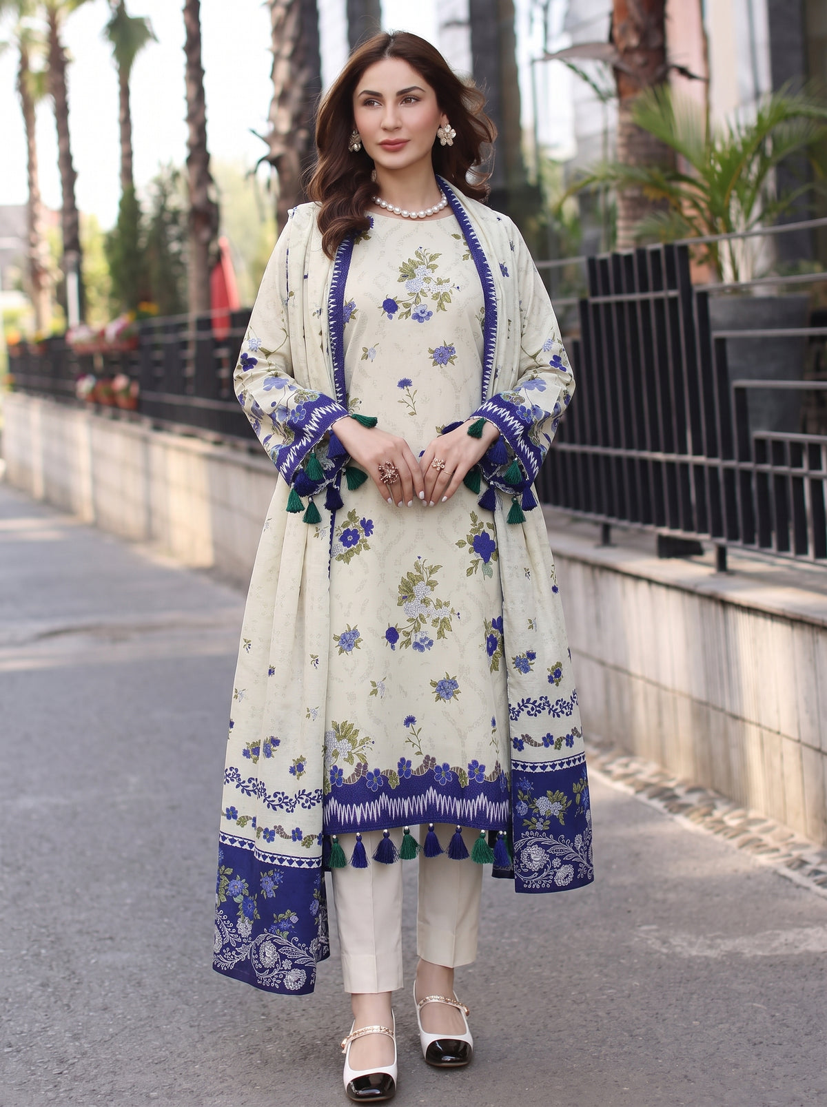 BLOSSOM 3 PIECE - DIGITAL PRINTED Karandi SUIT Unstitched