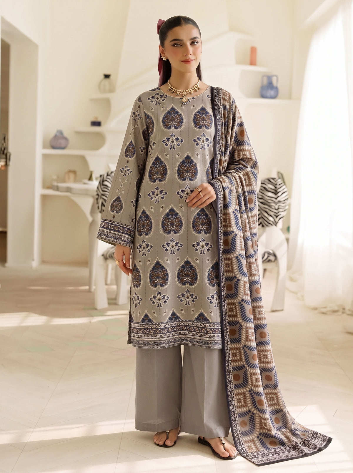 BISMIL 3 PIECE - DIGITAL PRINTED VISCOSE SUIT Unstitched
