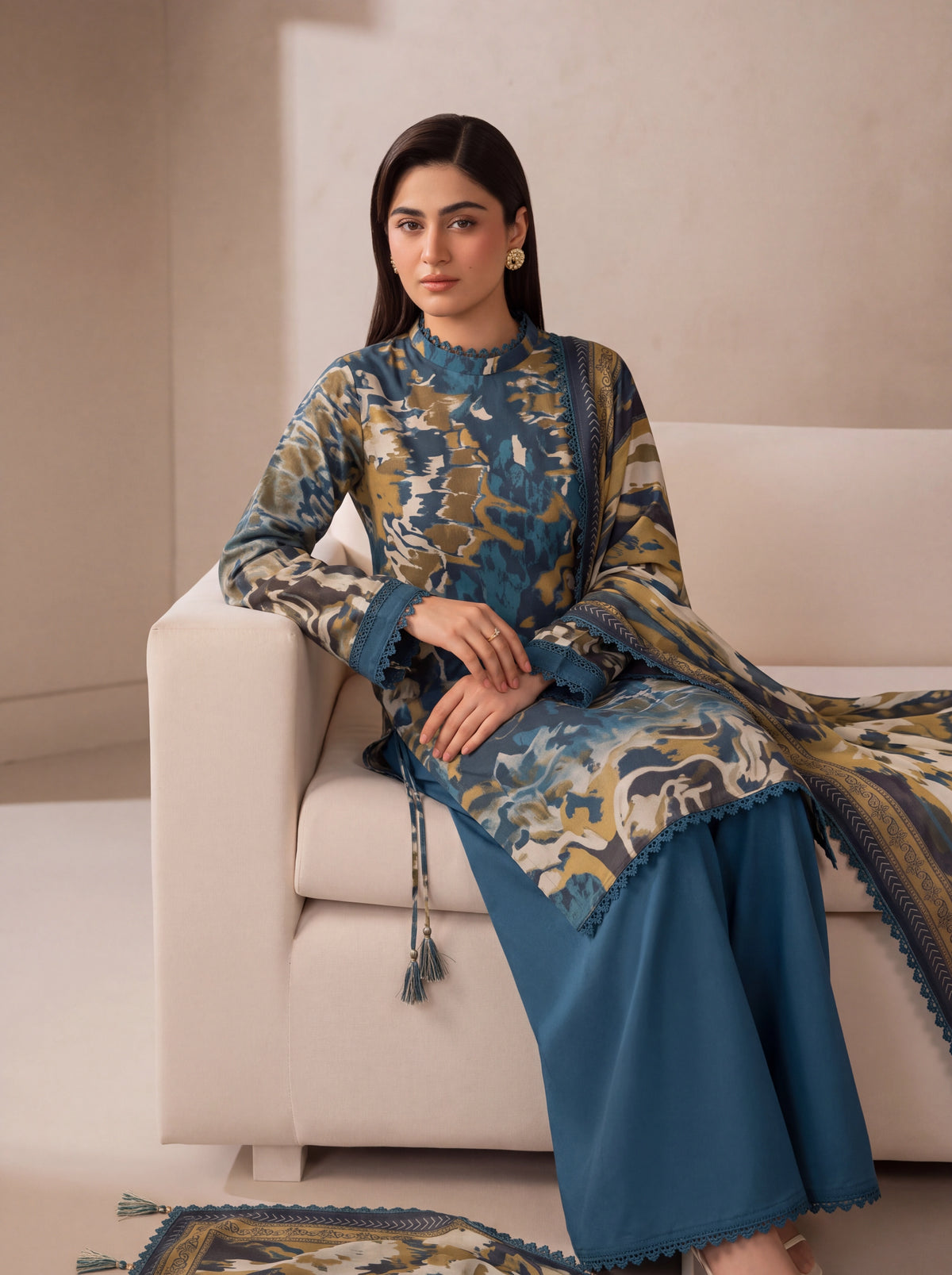 BISMIL 3 PIECE - DIGITAL PRINTED VISCOSE SUIT Unstitched