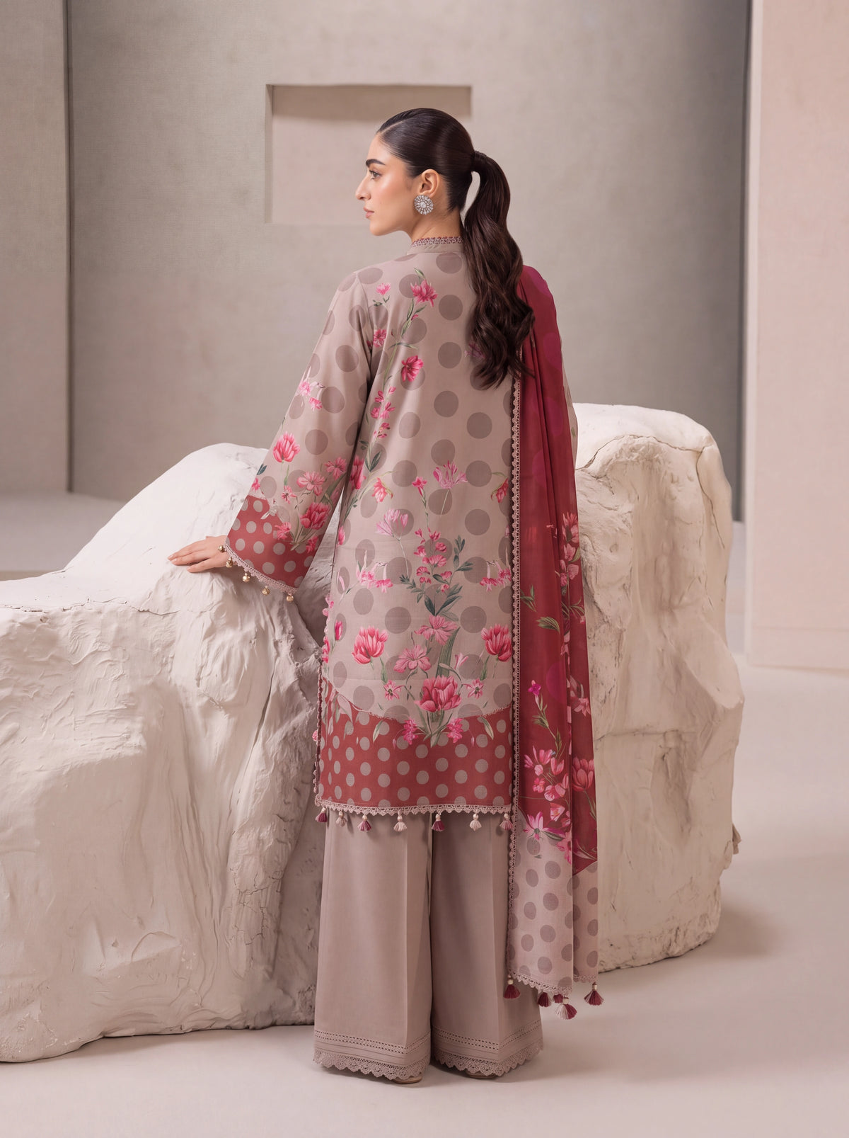 BISMIL 3 PIECE - DIGITAL PRINTED VISCOSE SUIT Unstitched