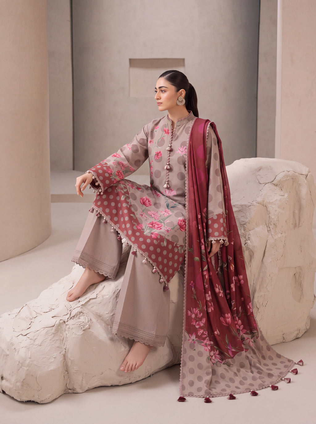 BISMIL 3 PIECE - DIGITAL PRINTED VISCOSE SUIT Unstitched