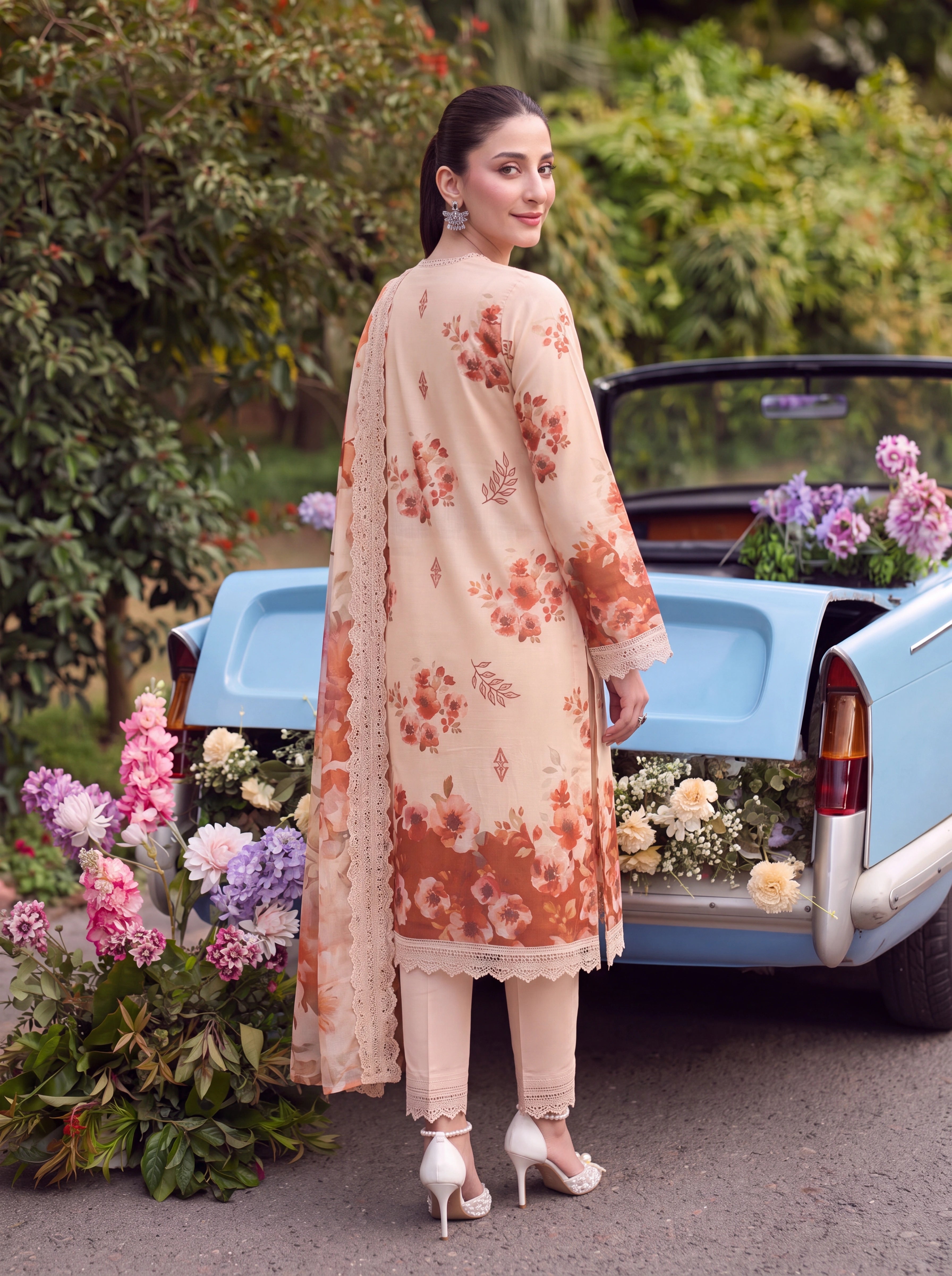 BATIK 3 PIECE - PRINTED LAWN SUIT Unstitched 001