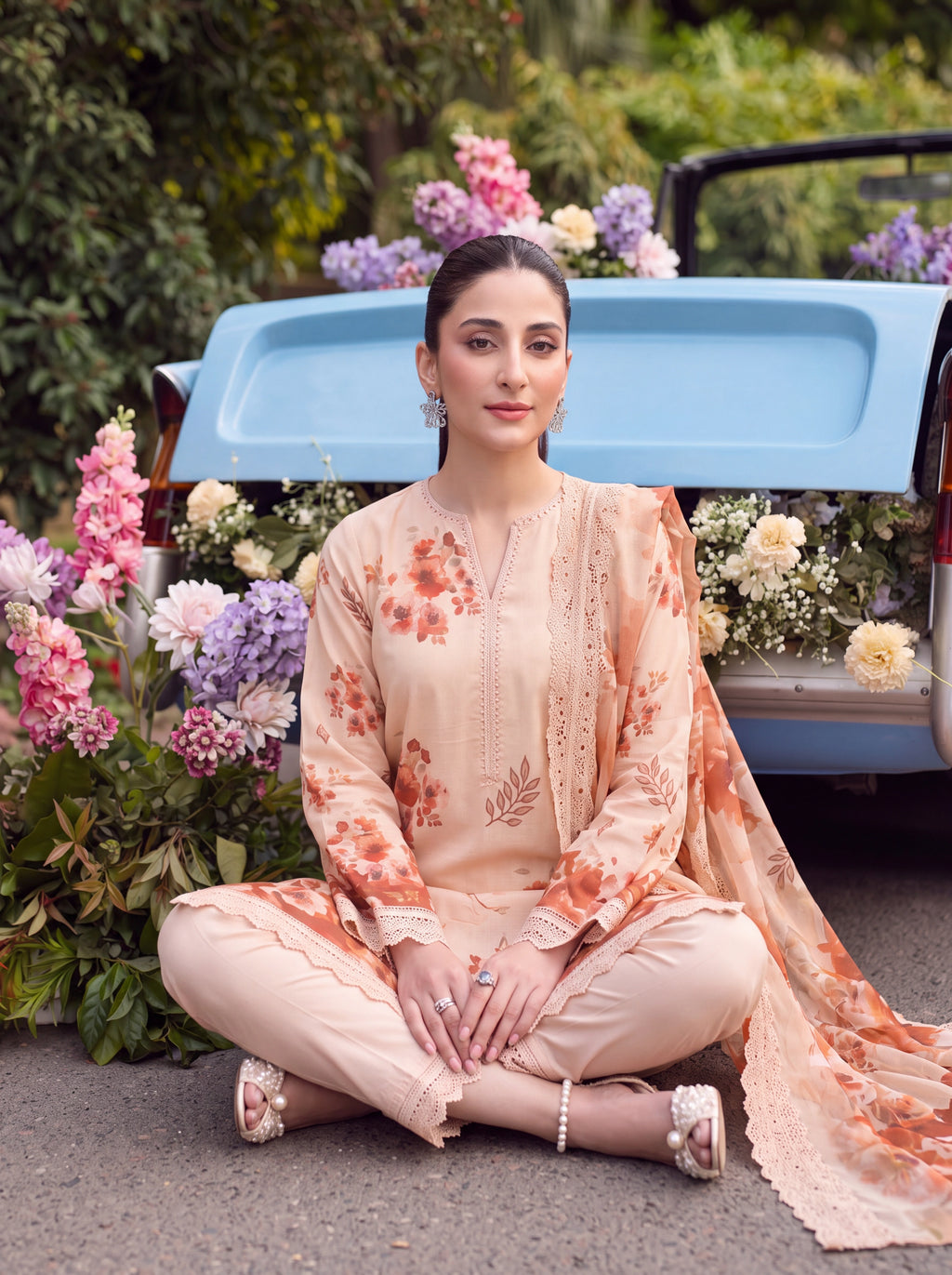BATIK 3 PIECE - PRINTED LAWN SUIT Unstitched 001