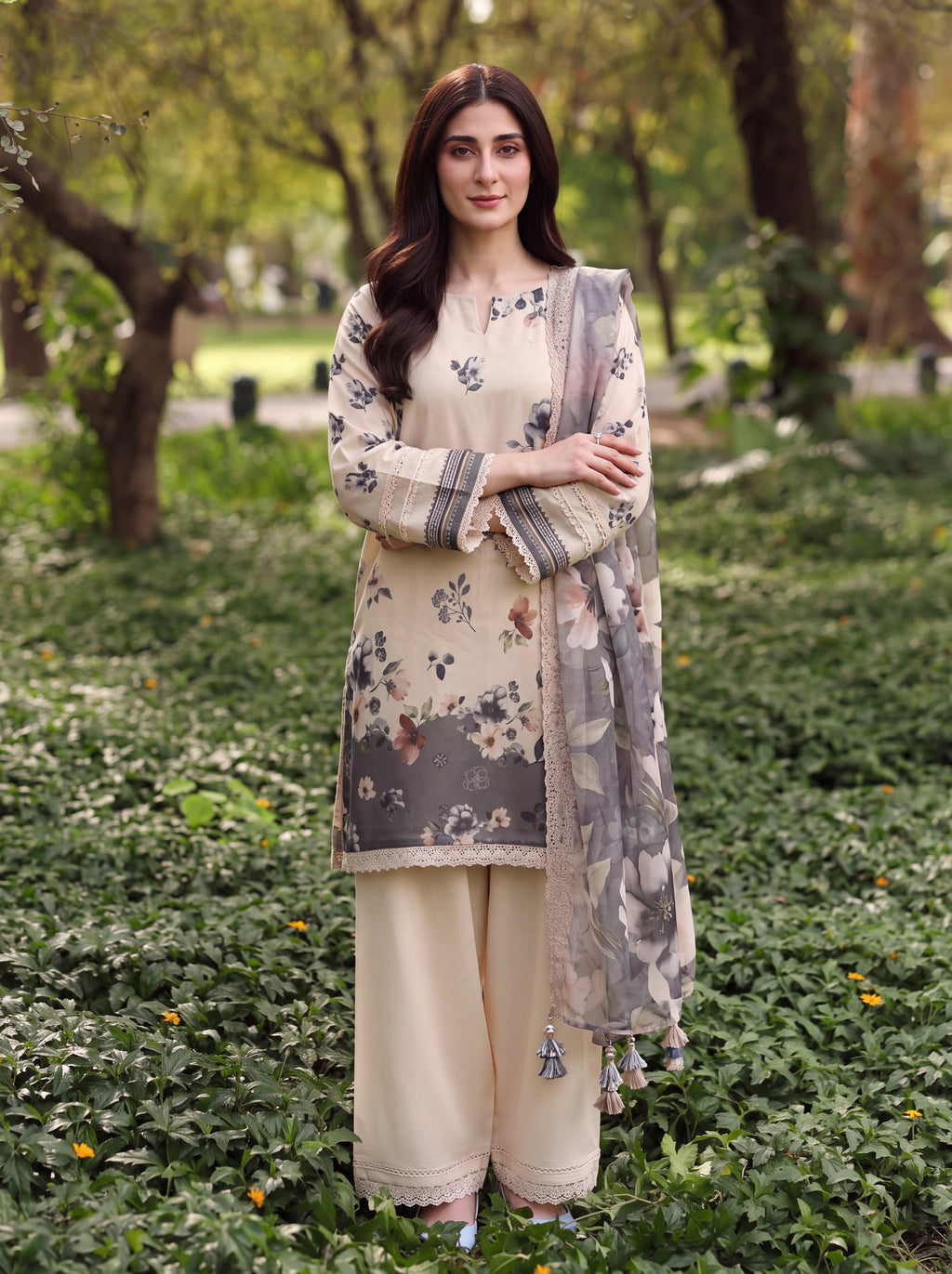 BATIK 3 PIECE - PRINTED LAWN SUIT Unstitched 005