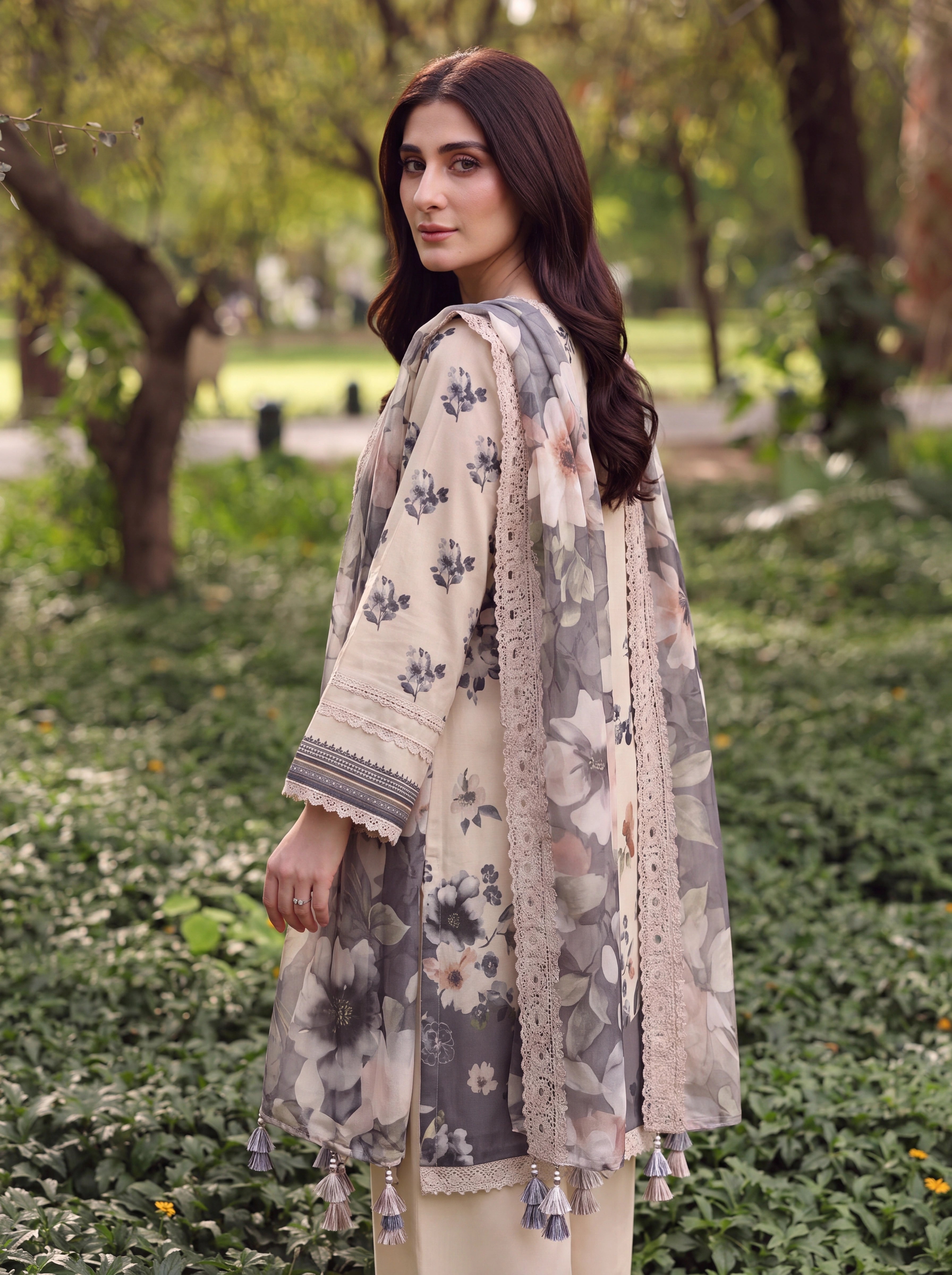 BATIK 3 PIECE - PRINTED LAWN SUIT Unstitched 005