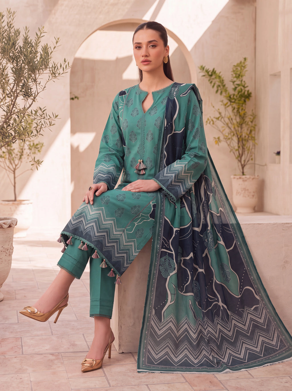 BISMIL 3 PIECE - PRINTED LAWN SUIT Unstitched