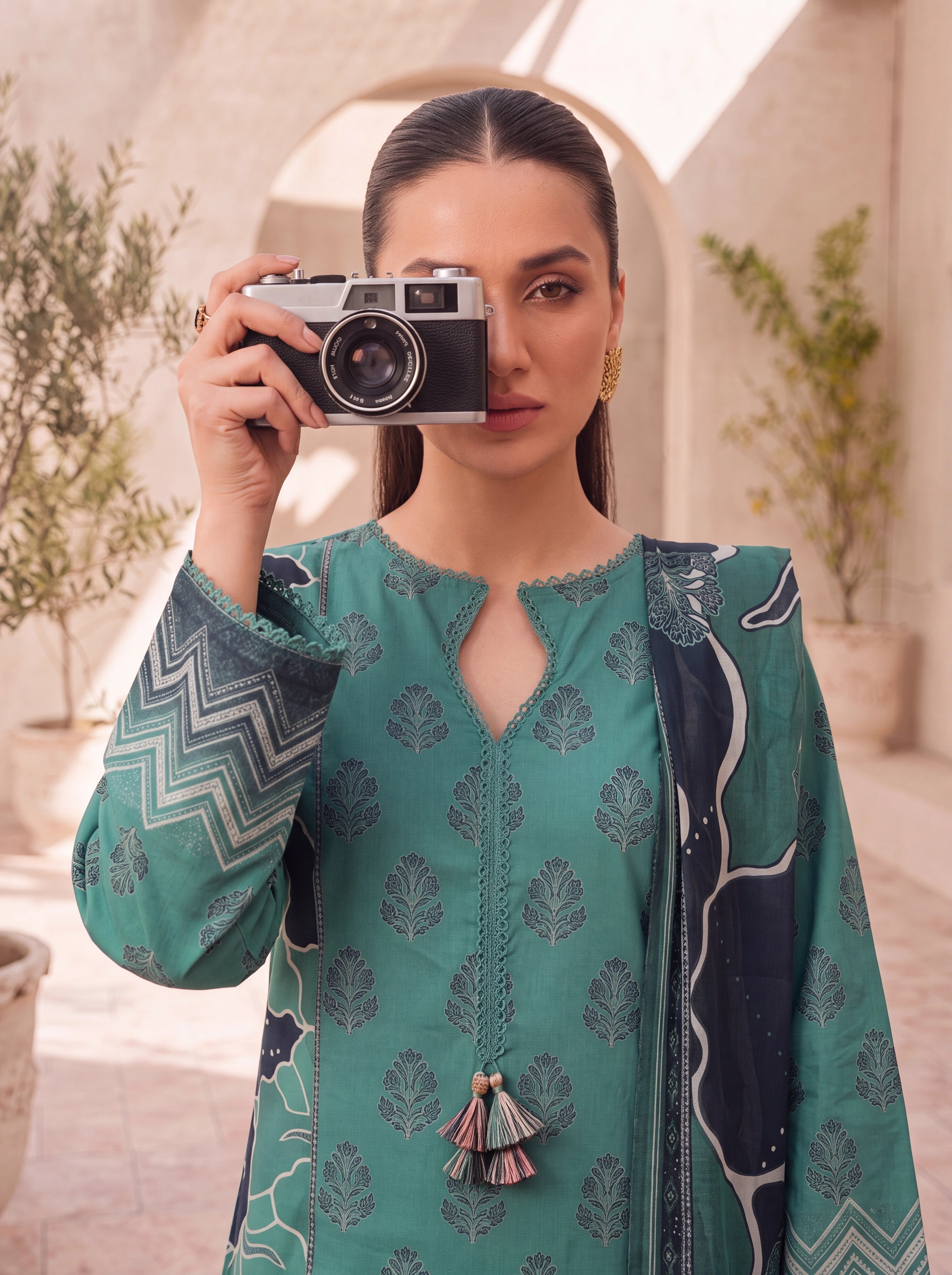 BISMIL 3 PIECE - PRINTED LAWN SUIT Unstitched